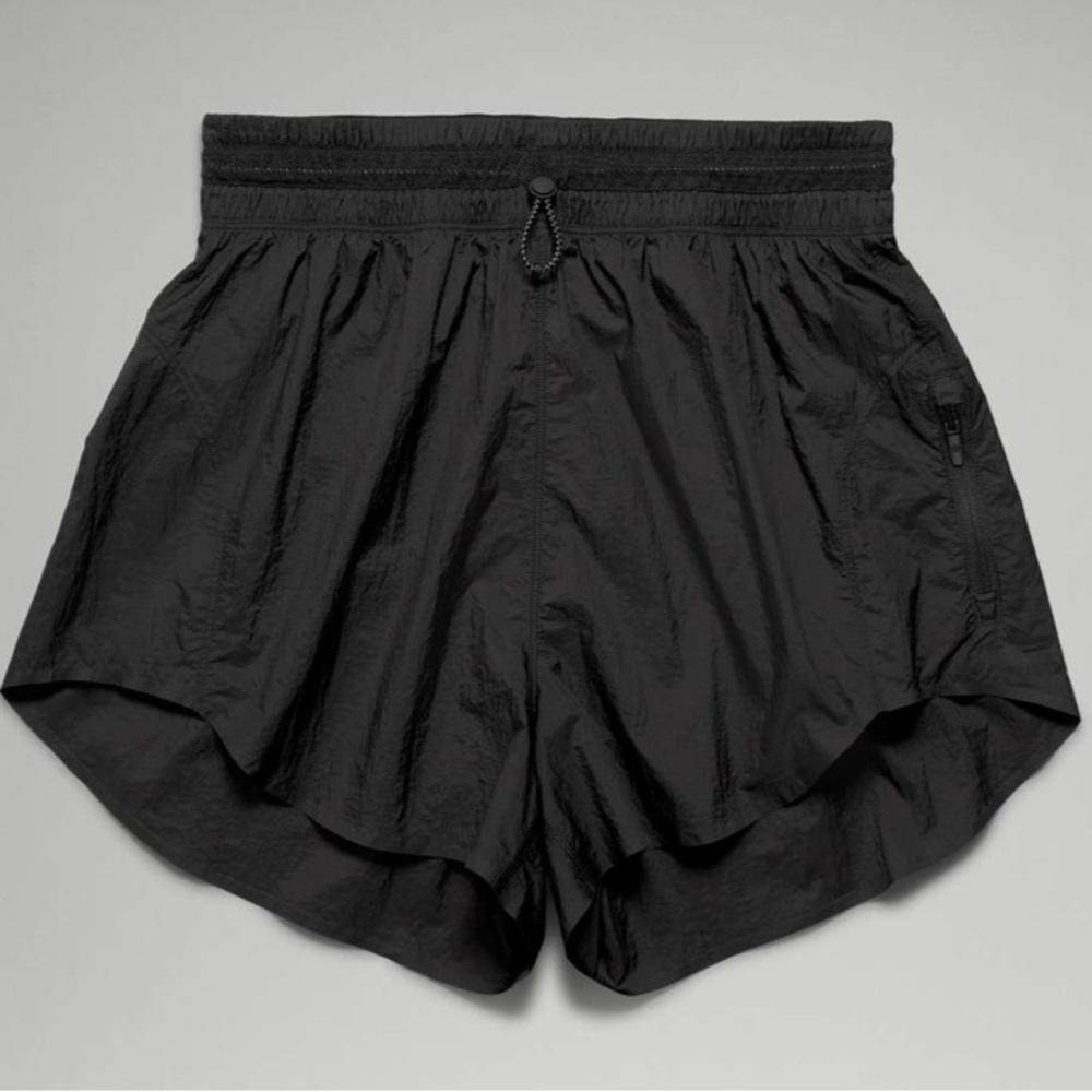 Lululemon Step Out High Rise Short 3"
